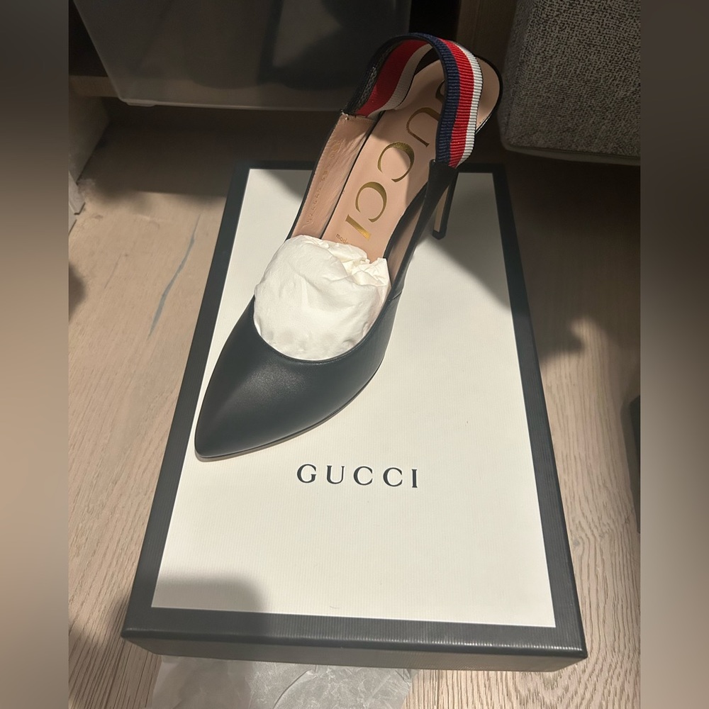 BNIB GUCCI Sylvie Slingback Pump